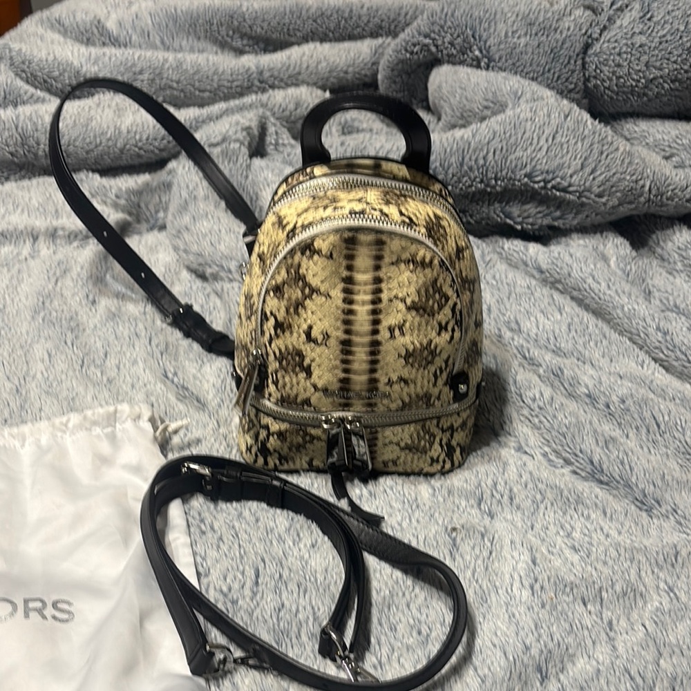 Michael Kors Cream and Brown mini Backpack with Exotic Print - Picture 3 of 6